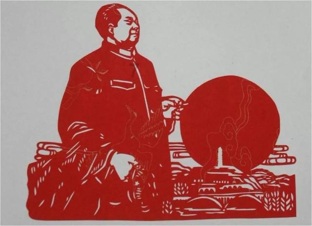 革命前辈的爱情,新婚之夜聊手榴弹,窗外战友吐槽:还开大会呢?