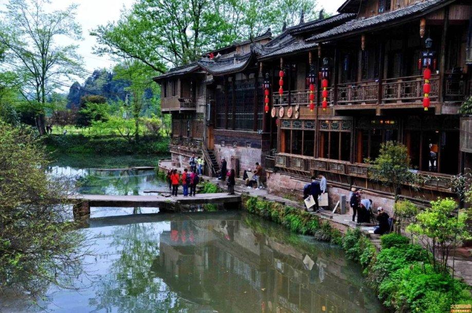 解疑答问,尽在哥哥每月给我五千元让我照顾瘫痪的母亲,爱人不同意咋办?蜗牛问答平台