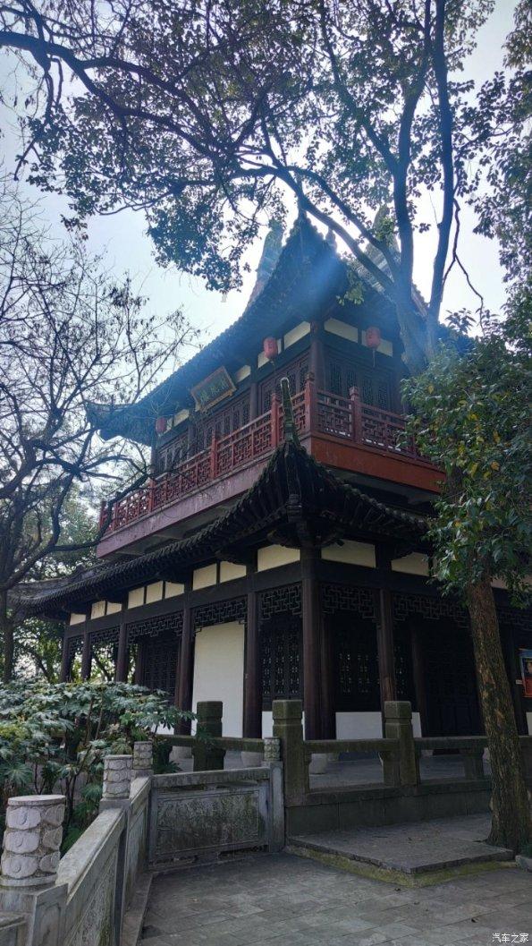 小宝贝打网球